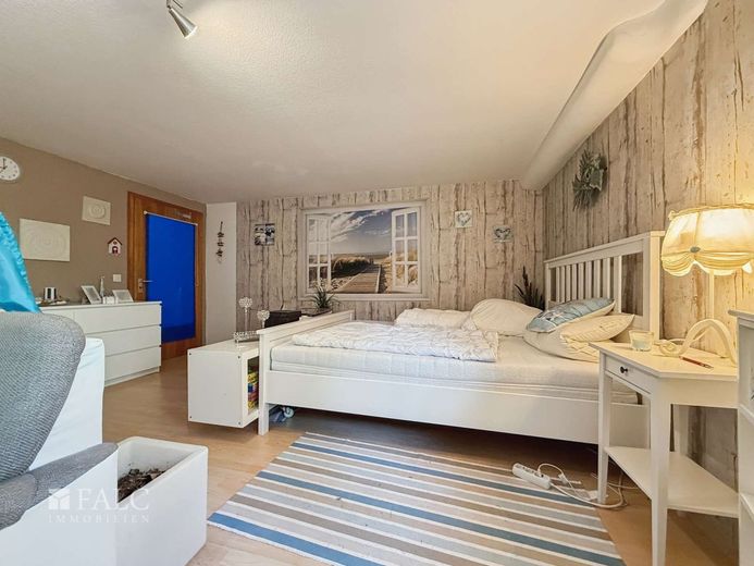 ***Hullersen - Modernisiertes Mehrfamilienhaus mit 6 Wohneinheiten auf üppigem Grundstück*** – Gästezimmer Eigentümerwohnung