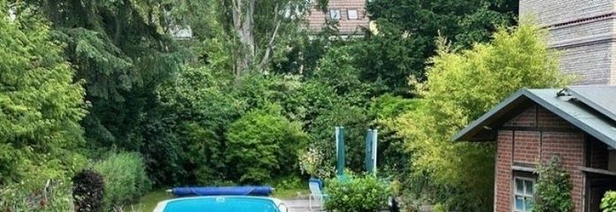 IMMOBERLIN.DE - Kentsel yaşam idili! Karakterli, geniş ev ve dinlenme bahçesi