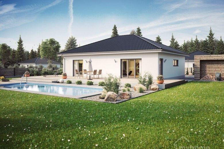 Bungalow in Massivbauweise provisionsfrei vom Bauträger - Bezug in 2027 – Hausansicht Bungalow 118