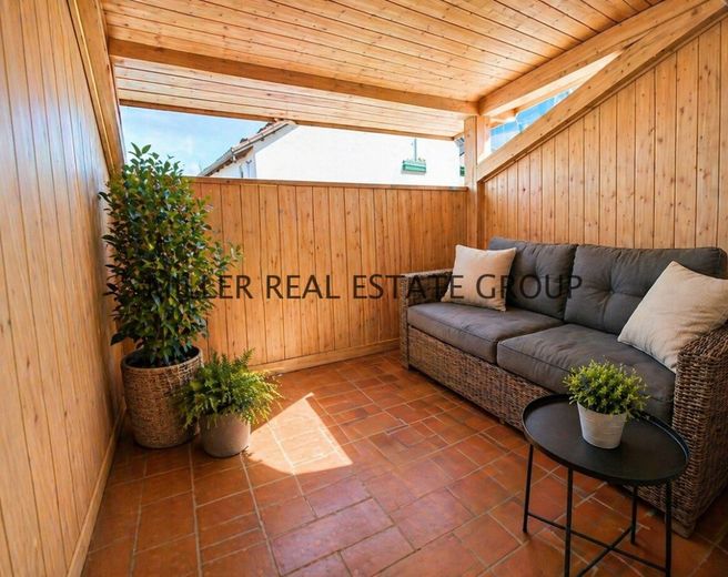 Zweifamilienhaus in Altmannstein kaufen - zwei Wohneinheiten, große Terrassen, Garten &amp; Entwicklungspotenzial im Altmühltal! – Balkon WHG II