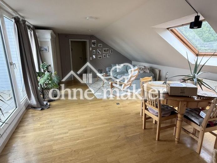 Helle Dachgeschosswohnung mit Dachterrasse Wesel – Foto 1