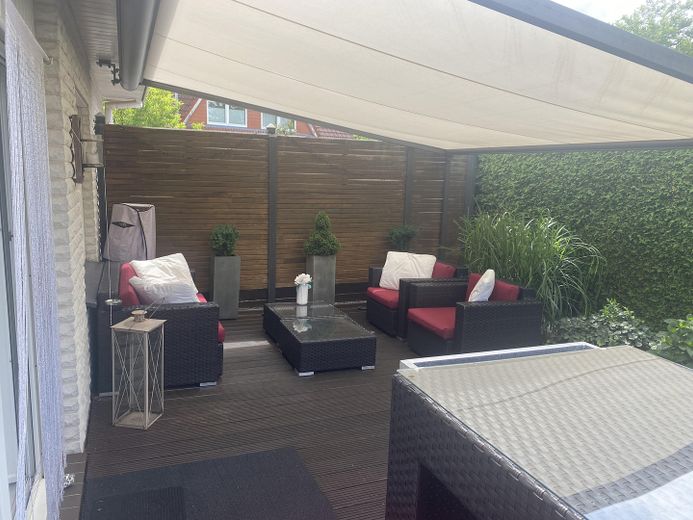 Charmantes Einfamilienhaus in Ostseenähe - Provisionsfrei – Terrasse mit Pergola Markise