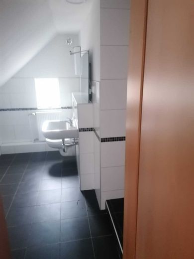 Wettin-Löbejün-Rothenburg, MFH + angrenzendem Reihenendhaus – Foto 9
