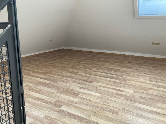 Loftfeeling auf 2 Ebenen, außergewöhliche & lichtdurchflutete Galeriewohnung – Foto 19
