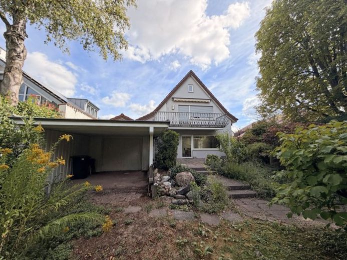 Charmantes Einfamilienhaus mit Gartenidylle in Sindelfingen – Foto 1
