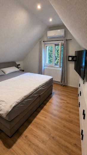 Forsthaus / Chalet in Alleinlage * Kernsaniert * – Foto 11