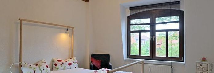 (EF0694_M) Arnstadt: Arnstadt, umeblowane mieszkanie na poddaszu blisko centrum, podłogi winylowe, kuchnia mieszkalna, WLAN w cenie