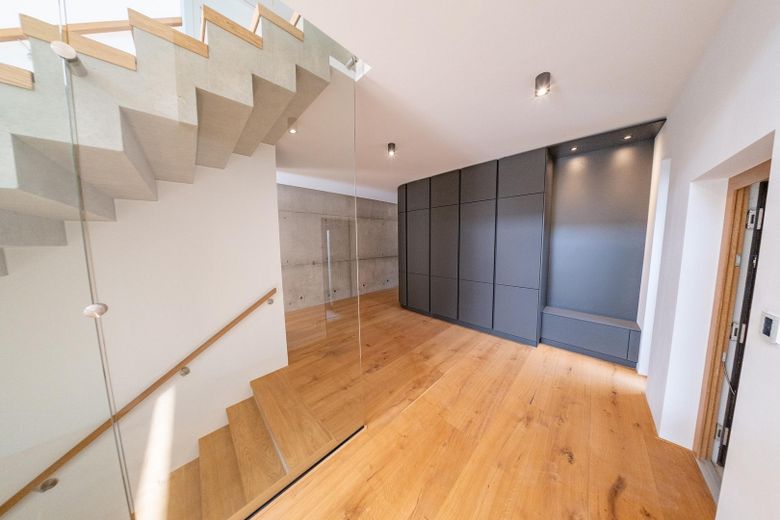 Waldstadt Freistehendes Haus Neubau 2023 – Eingangsbereich