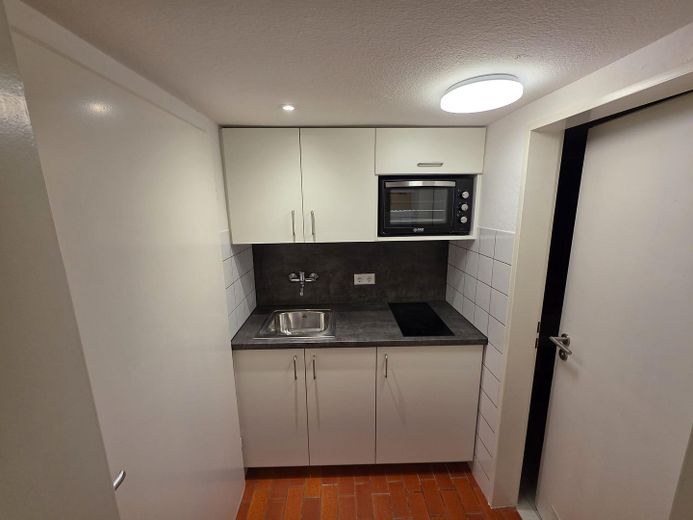 Top 1-Zimmer Wohnung in Best Lage in Zuffenhausen – Einbauküche