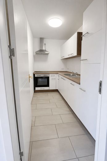 Großzügige 3-Zimmer-Wohnung mit Balkon und 2 Bädern – Warmmiete inkl. Strom & Heizkosten – Küche