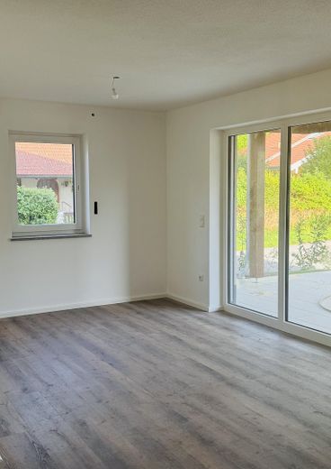 Nachhaltig Wohnen am Luftkurort - Moderne 3-Zimmer-Neubauwohnung – Foto 3