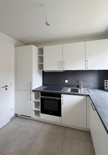 First occupancy after complete renovation: Spacious 3-room apartment with balcony in Munich-Trudering - Unit 5 – Küche