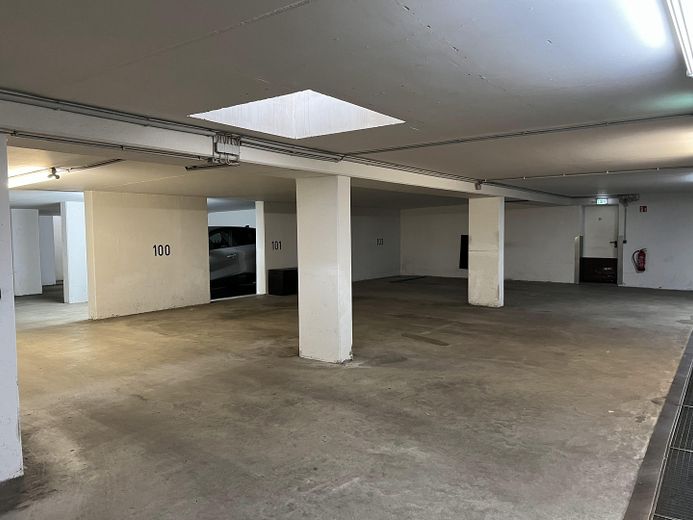 Tiefgarage Stellpl 102