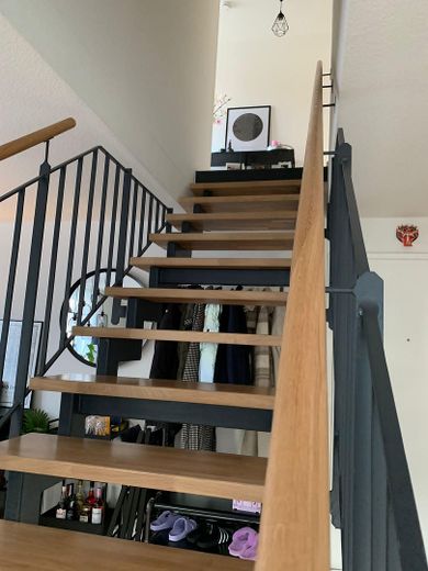 Moderne 4-Zi.-Maisonette mit Wärmepumpe, Einbauküche & Aufzug in Metzingen-Mitte – Foto 9