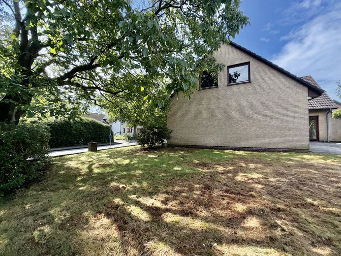 Seltene Gelegenheit in Delmenhorst: 150 m², großer Garten, viel Ausbaupotenzial – provisionsfrei – Grundstück / Garten