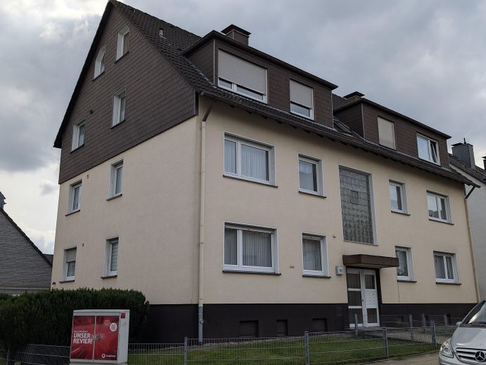 Provisionsfreie attraktive 3,5-Zimmer-Eigentumswohnung mit Garage in ruhiger Lage – Außenaussicht