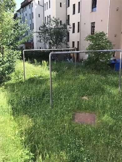 Kompakte Hinterhaus DG 2,5-Zimmer mit Einbauküche, Laminat und Wanne in uninaher Lage! – IMG_9156