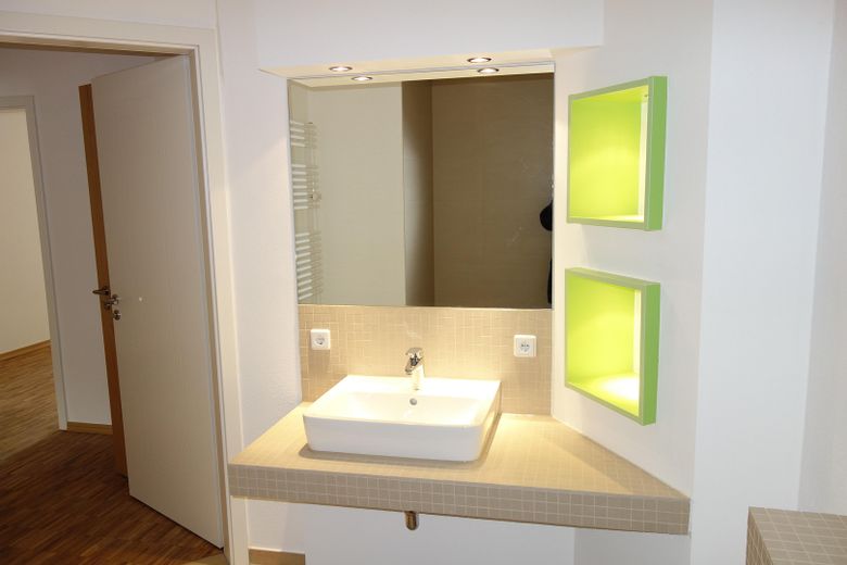Abitare con stile in una casa a risparmio energetico – Ihr Traumbad