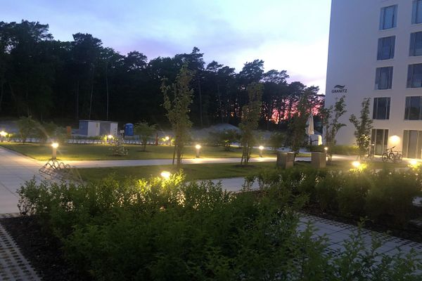 Prora’da modernize edilmiş tatil dairesi, Baltık Denizi’ne 100 m, iki teras -komisyonsuz-