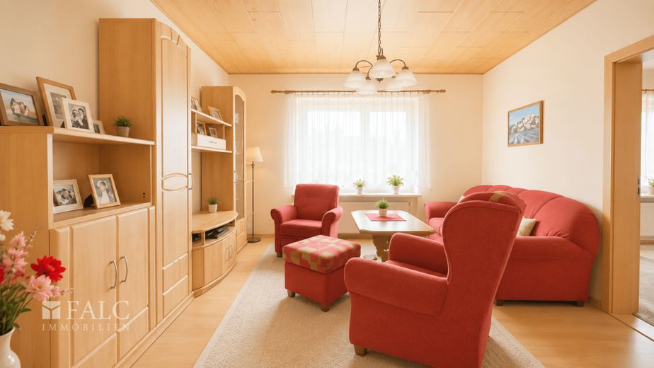 ***Doppelhaushälfte wartet auf neuen Glanz*** – Wohnzimmer