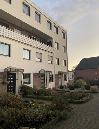 Design Maisonette-Wohnung ,sehr edel modern provisionsfrei ! – Foto 29