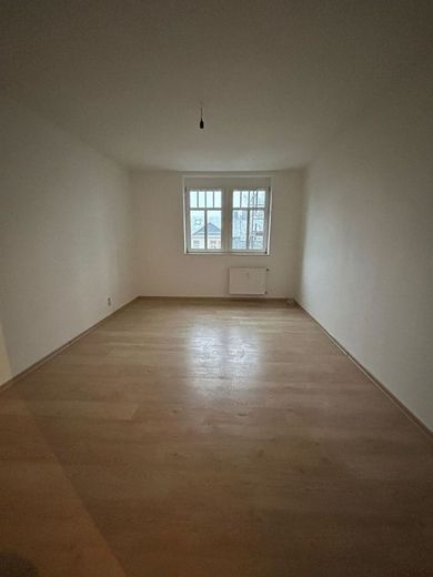 Vollvermietetes Mehrfamilienhaus mit Balkonen und Stellplätzen in guter Lage! – PHOTO-2024-02-07-16-44-34