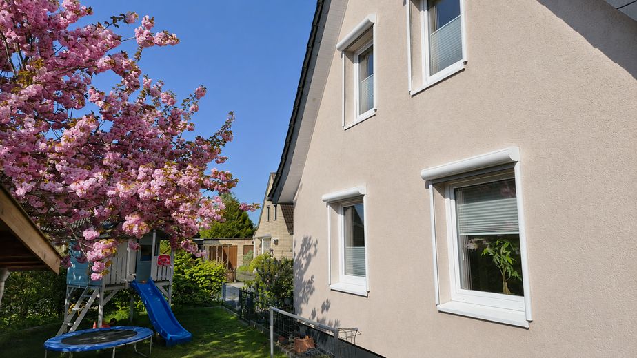 Modernisierte Doppelhaushälfte mit Sonnenterrasse – provisionsfrei – Außen III