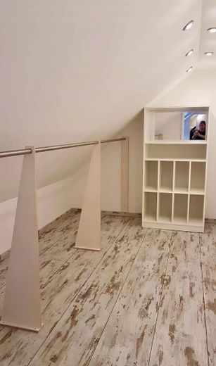 Traumhaus mit Einliegerwohnung in Saabrücken, Pool, Sauna, Klima .... – Ankleide 1