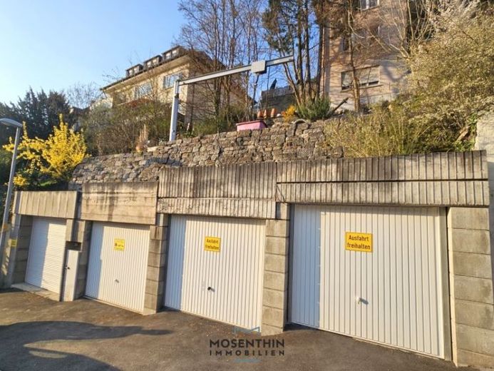 Garagengrundstück mit 4 Einzelgaragen in Stuttgart-Süd – Foto 1