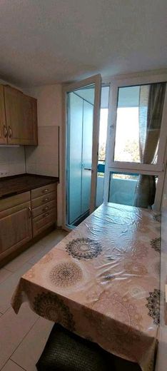 4-Zimmer Wohnung mit 2 Balkon und EBK in Waiblingen – Foto 9