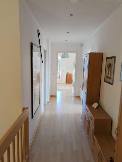 Aktuell ist die Wohnung reserviert !!! – Flur im DG