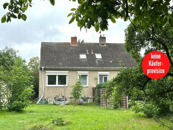 HORN IMMOBILIEN ++ Gellendin bei Anklam, kleine Doppelhaushälfte für fleißige Hände, ruhige Lage – Foto 1