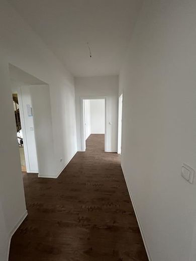Zweitbezug nach San.! Kompakte 3-Zi. mit Einbauküche, Lam., Lift u. Wanne! – IMG_6496