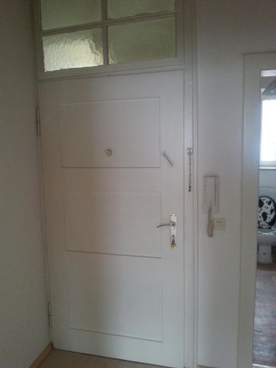 Eingangstür mit Sprechanlage