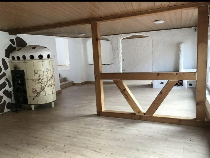 Kachelofen Hauptwohnung 