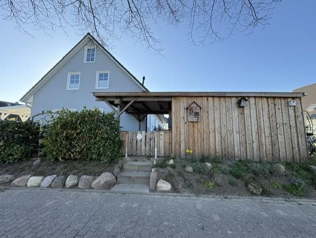 Schöne Doppelhaushälfte fußläufig zur Ostsee – Garten