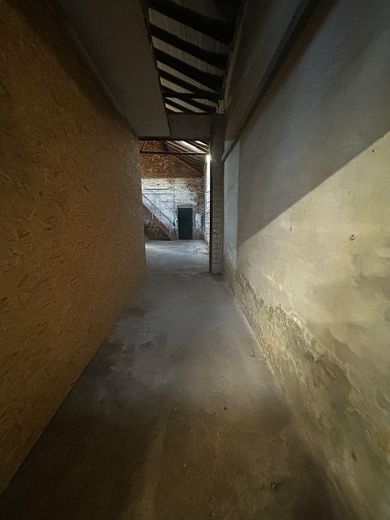 Renovated office with 420sqm warehouse / hall | production area incl. sanitary facilities – Foto 7