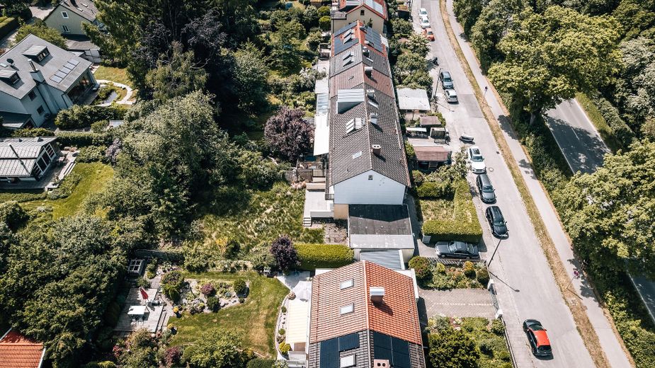 Traumhaftes Gartengrundstück 507qm Nähe Isarhochufer in Pullach mit großem Potential – Vogelperspektive Grundstück 3