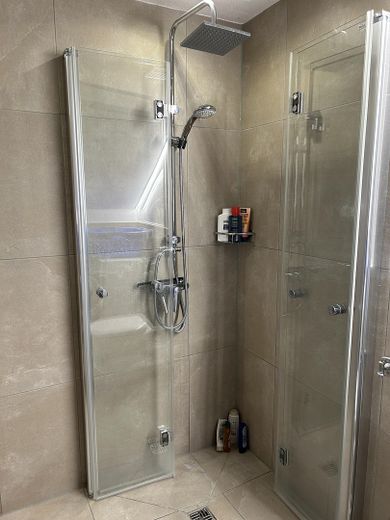 Dusche DG