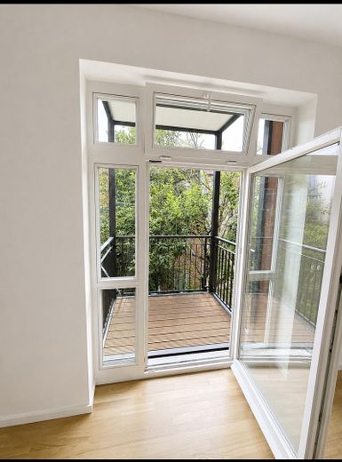 Erstbezug: super gemütliche 2 Zimmer-Wohnung mit Balkon – Foto 2