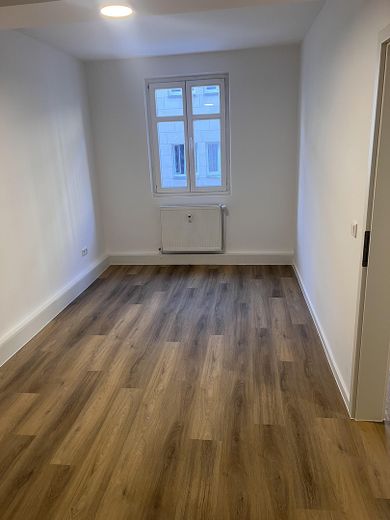 Centrale & ristrutturato: appartamento di 2 locali direttamente presso il Flair Fürth – Schlafzimmer