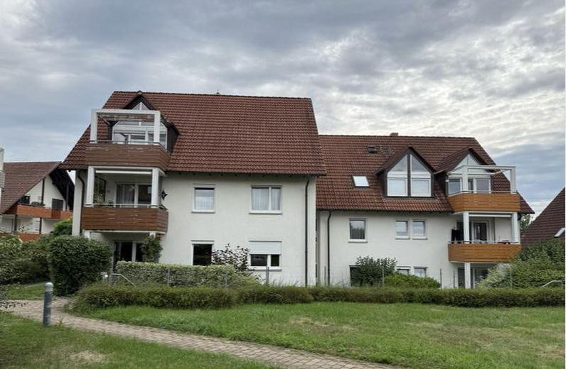 Helle 4,5-Zimmer-Wohnung in Konstanz-Litzelstetten – Hausansicht