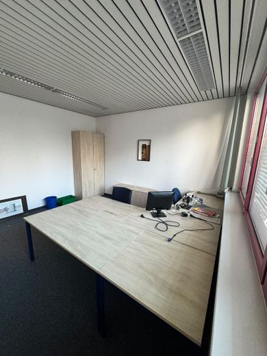 Büroetage OG mit Wohnung darüber 1,OG von Privat zu vermieten – Foto 4