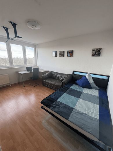 Schlafzimmer größer