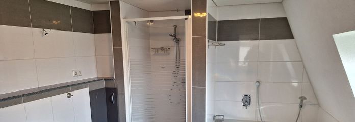 Langenau Göttingen Commission-FREE 3.5-Room Apartment 2nd Floor Last Apartment – Bad