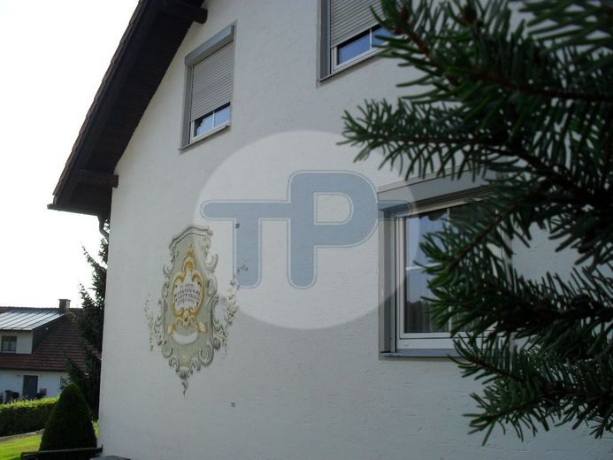 ÄUßERST GEPFLEGTES 
EINFAMILIENHAUS – Ansicht 2