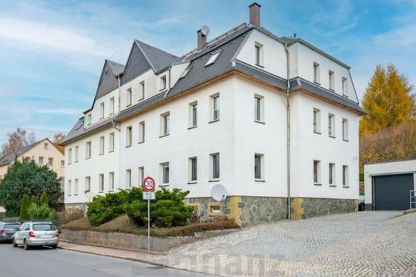 Mehrfamilienhaus in Neukirchen OT Adorf