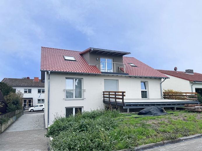 Charmante 3-Zimmer-Neubauwohnung (EG) mit großer Terrasse in Höchst-Hummetroth – M739-2514 Außen2