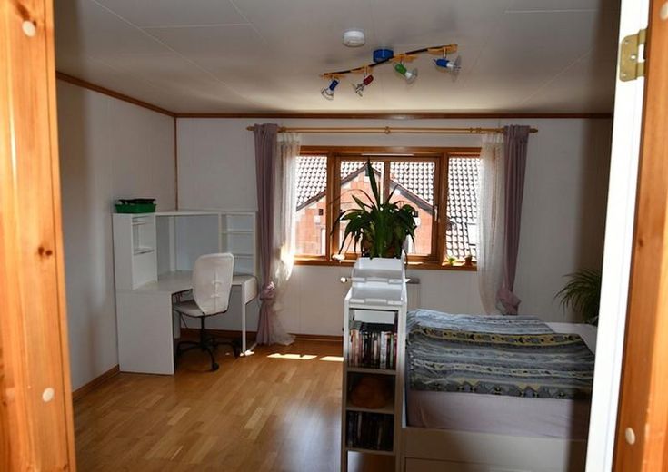 Zimmer oben Süd Bild 1