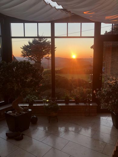 Reserviert! Exklusiver Bungalow in Königswinter: Homeoffice, traumhafte Aussicht, Sonnenuntergänge – Wintergarten Sunset